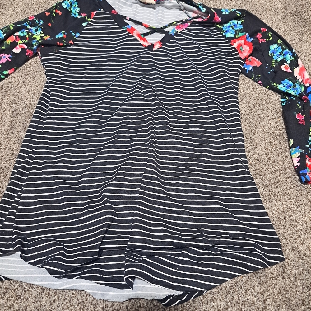 Floral Sleeve Striped Women's Long Sleeve Top